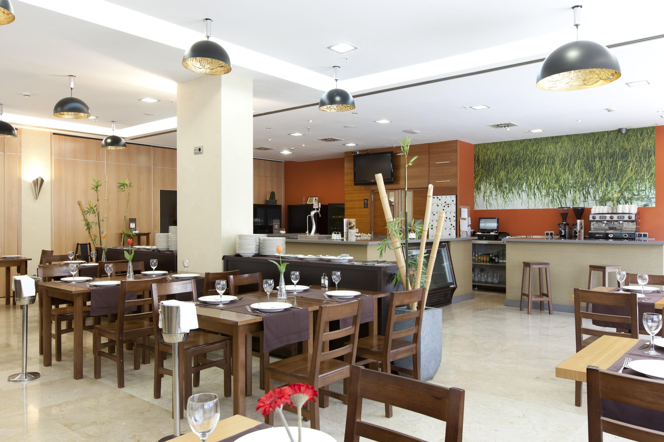 เวร์ติเซ เซบียา Hotel เซบีญา ภายนอก รูปภาพ